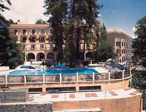 Pendeli Hotel Платрес Екстериор снимка